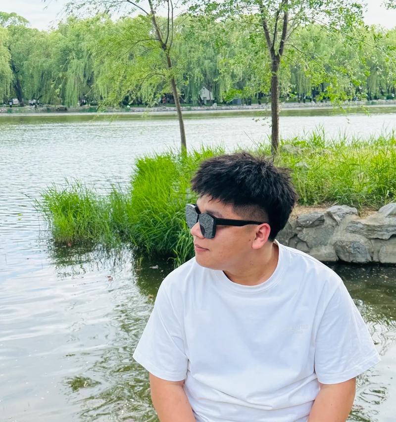 不羁之悦出装攻略最新分享（解锁全新玩法，打造不羁英雄装备！）